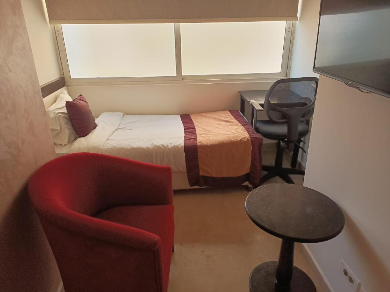 Bliss 3000 Furnished Studios Beirut Bagian luar foto