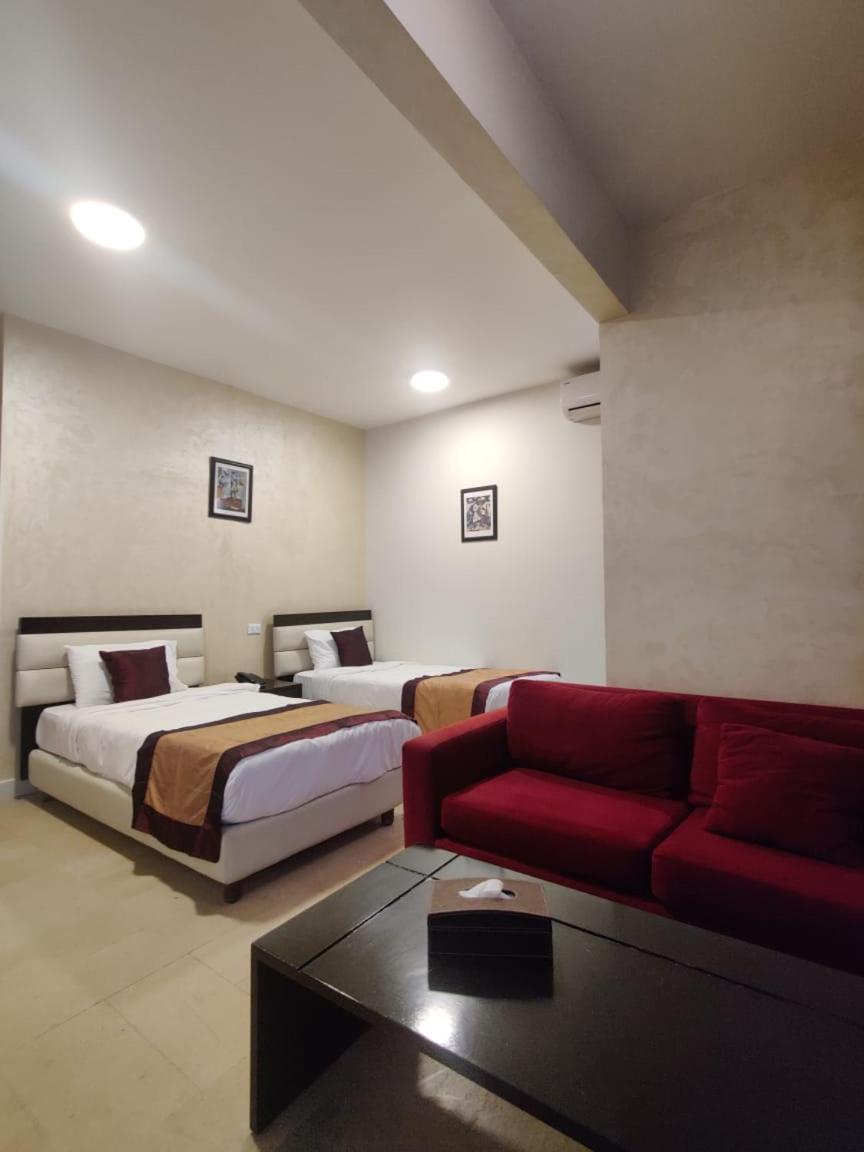 Bliss 3000 Furnished Studios Beirut Bagian luar foto