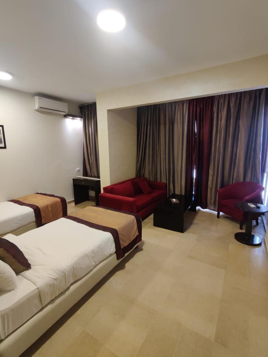 Bliss 3000 Furnished Studios Beirut Bagian luar foto