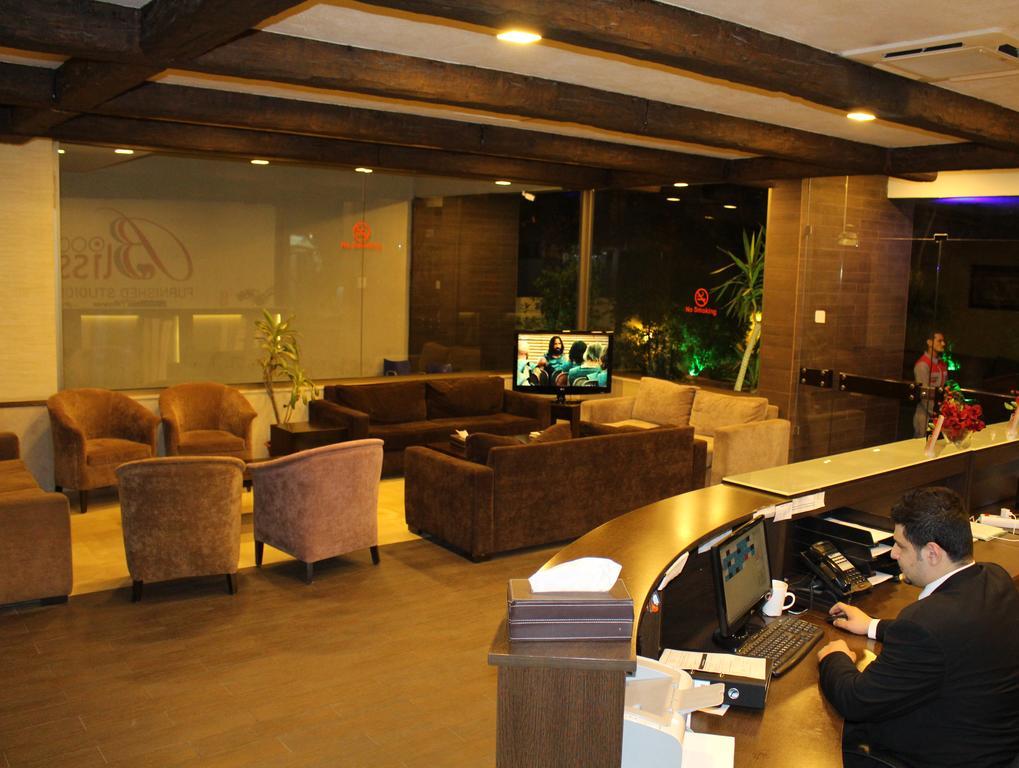 Bliss 3000 Furnished Studios Beirut Bagian luar foto